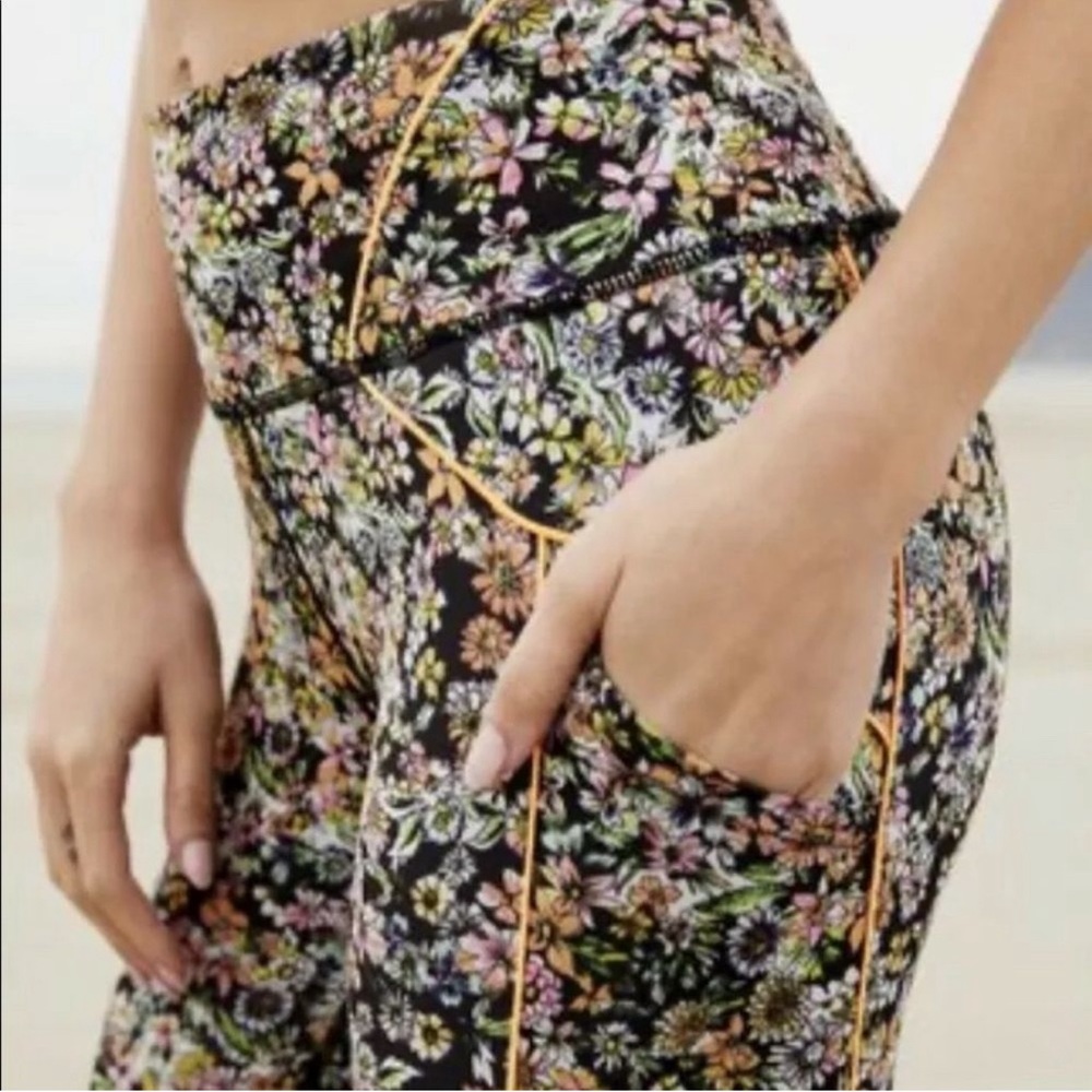 Free People Movement Legging Eden Floral Black, size small.